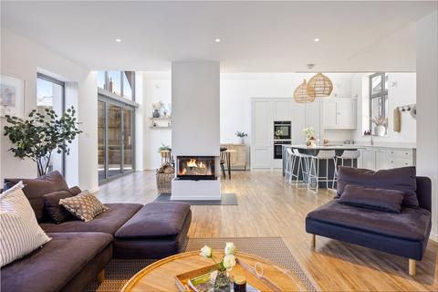 4 bedroom detached house for sale, Silver Street, Thorverton, Exeter, Devon, EX5