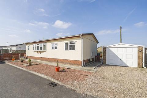 2 bedroom park home for sale, Kirkstead Bridge Park, Martin Dales, Woodhall Spa