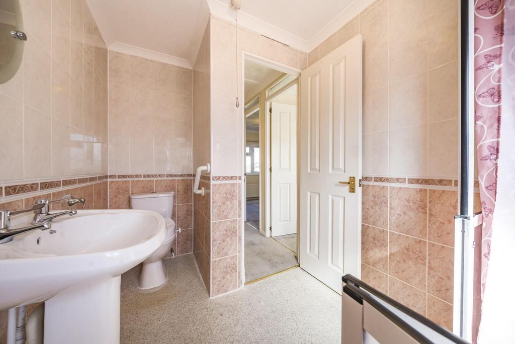 2nd view SHOWER WET ROOM.jpg