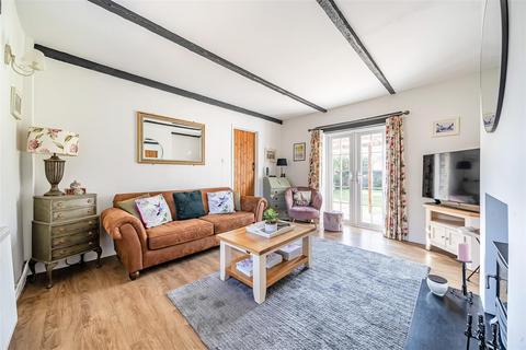 The Stables Hoe Lane, Flansham, Bognor Regis, PO22 8NW