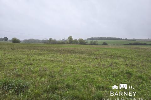 Land for sale, King ln, Farndish, NN29