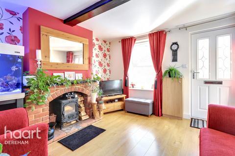 2 bedroom terraced house for sale, St Nicholas Street, Dereham