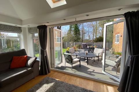 35 Blackthorn Close, Wistaston, Crewe, CW2 6PQ