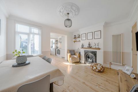 13 Park Road, Caterham, CR3 5TB