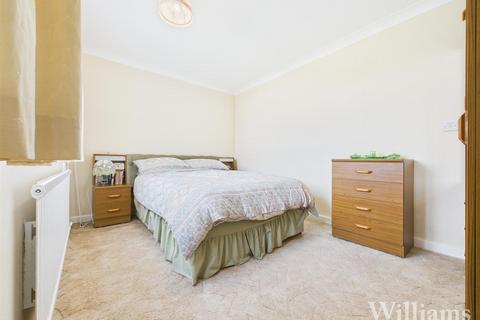 3 bedroom detached bungalow for sale, Corfe Close, Aylesbury HP21