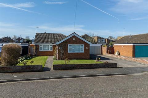 3 bedroom detached bungalow for sale, Corfe Close, Aylesbury HP21