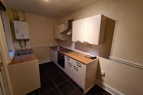 3 bedroom terraced house to rent, Trafford Street, Farnworth, Bolton