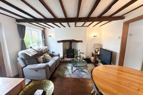 2 bedroom cottage for sale, Red Lion Lane, Farnham