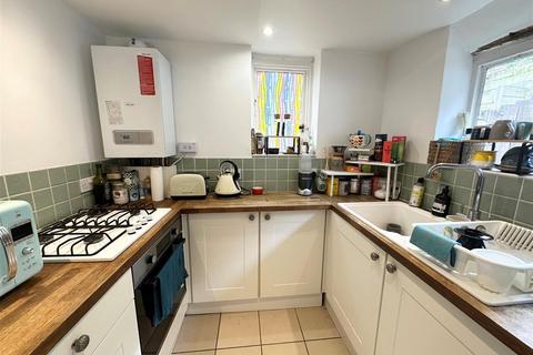 2 bedroom cottage for sale, Red Lion Lane, Farnham