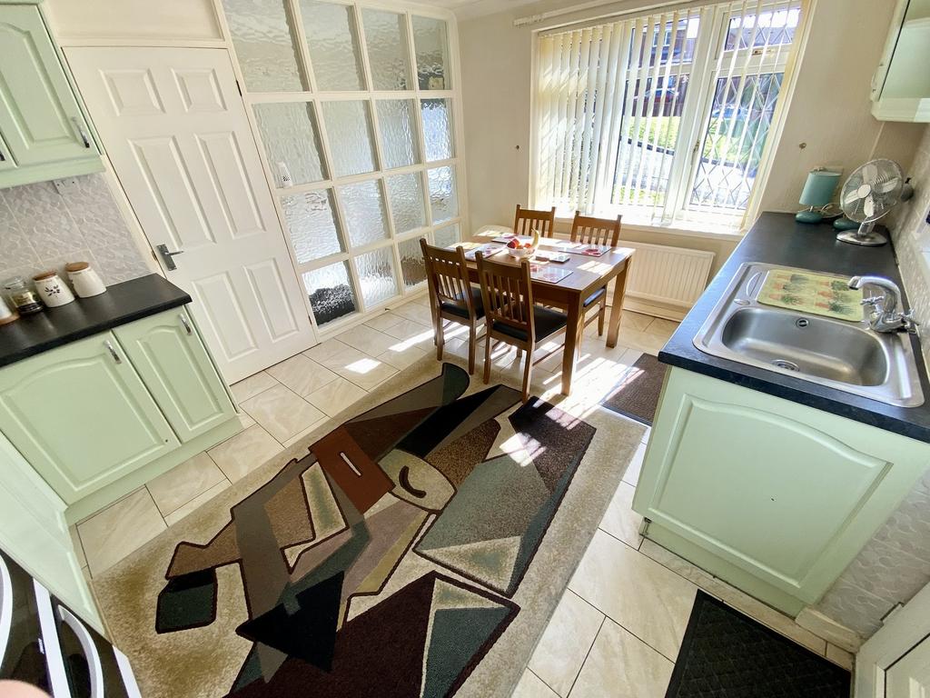 Kitchen/Breakfast Room
