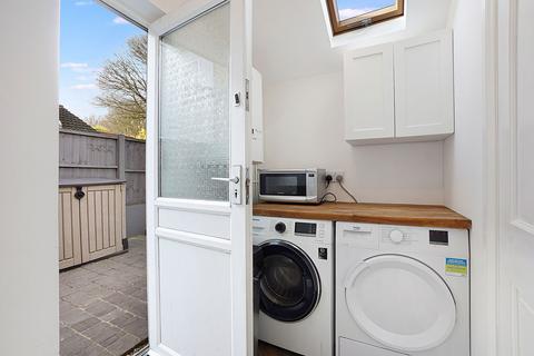 24 Vicarage Road, Halling, Rochester, ME2 1BE
