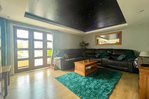 37 Bevington Close, Patchway, Bristol, BS34 5NW