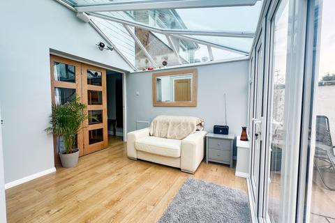 37 Bevington Close, Patchway, Bristol, BS34 5NW