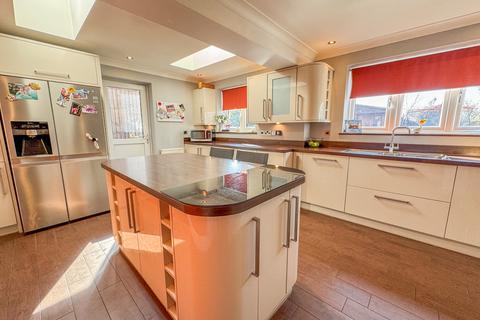 19 Butts Paddock, Canewdon, Rochford, SS4 3QT