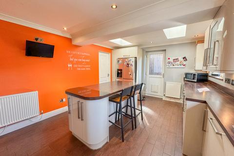 19 Butts Paddock, Canewdon, Rochford, SS4 3QT
