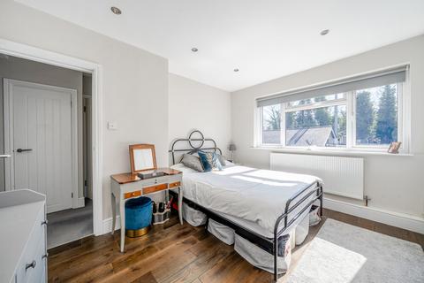68 Colston Avenue, Carshalton, SM5 2NU
