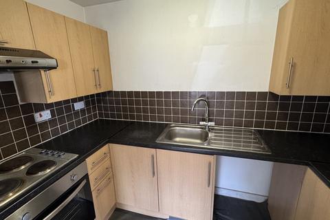 1 bedroom ground floor flat to rent, Drynham Road, Trowbridge