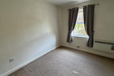 1 bedroom ground floor flat to rent, Drynham Road, Trowbridge