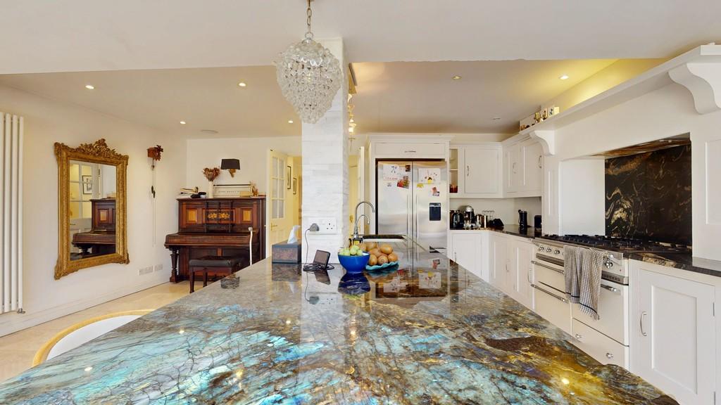 The-Crescent-Littlemore-03252025 091823