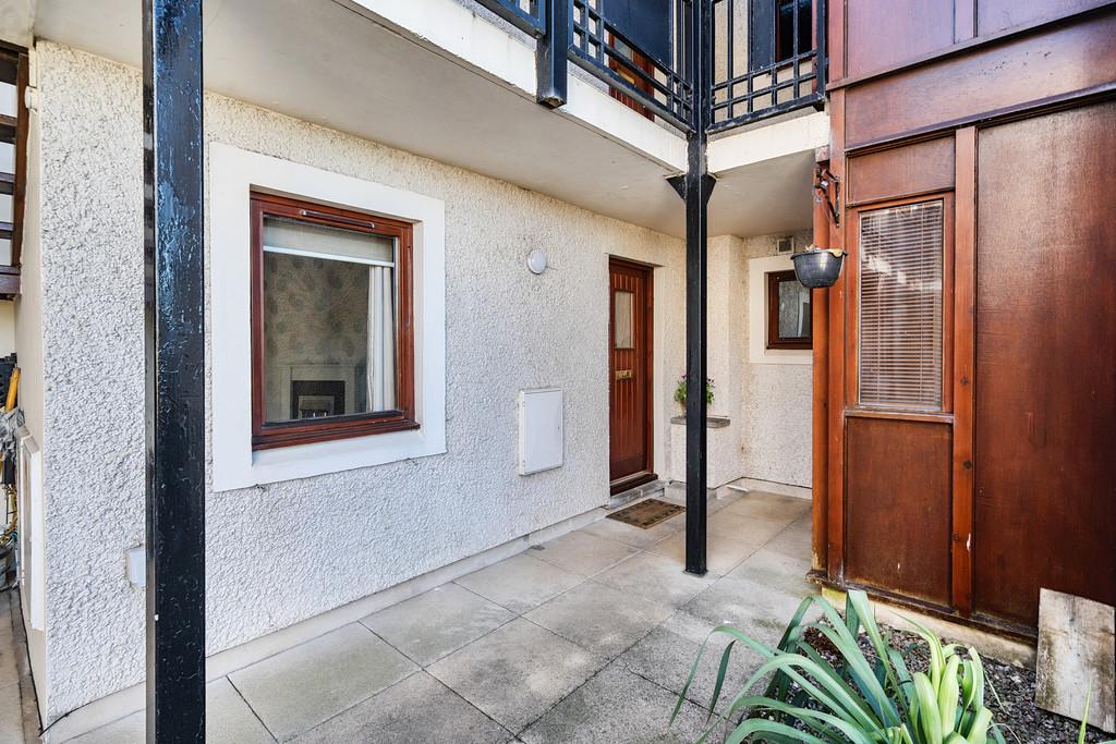 3 Chestnut Court