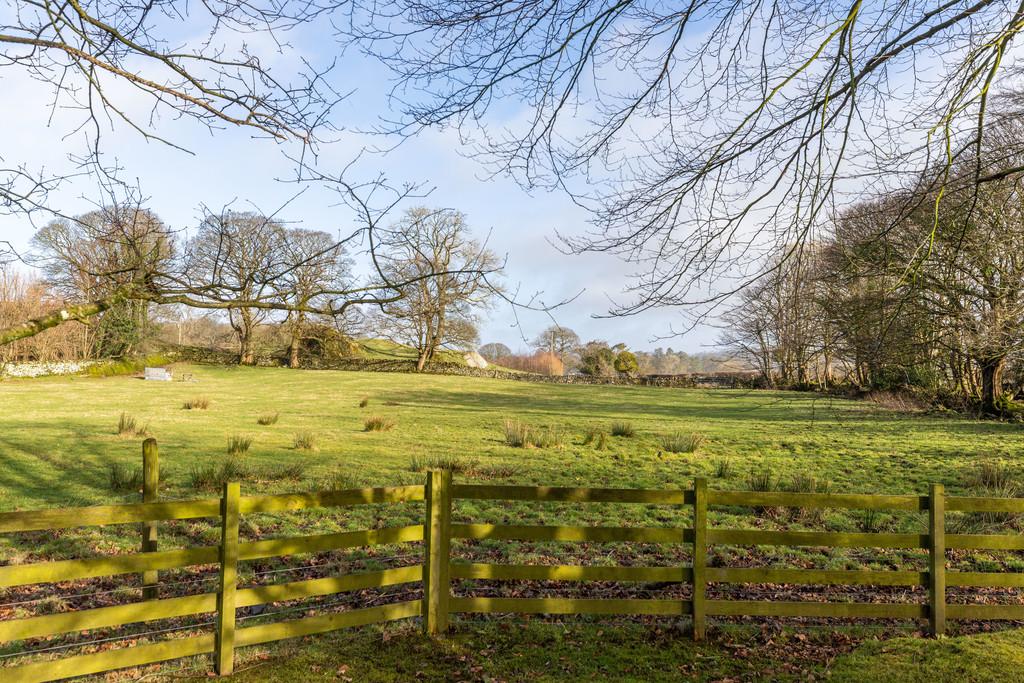 Lodge Park surroundings