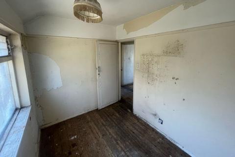 210 Berwick Avenue, Hayes, UB4 0NJ