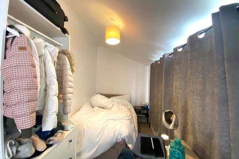 Flat 2, 14 Oxford Road, Exeter, EX4 6QU