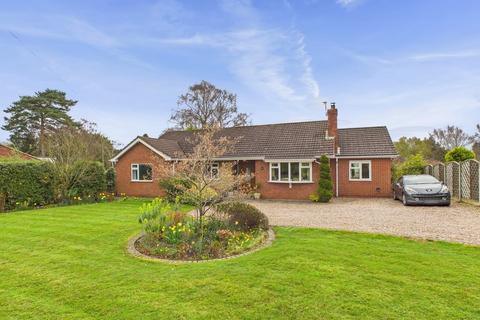 3 bedroom detached bungalow for sale, Horncastle Road, Woodhall Spa LN10