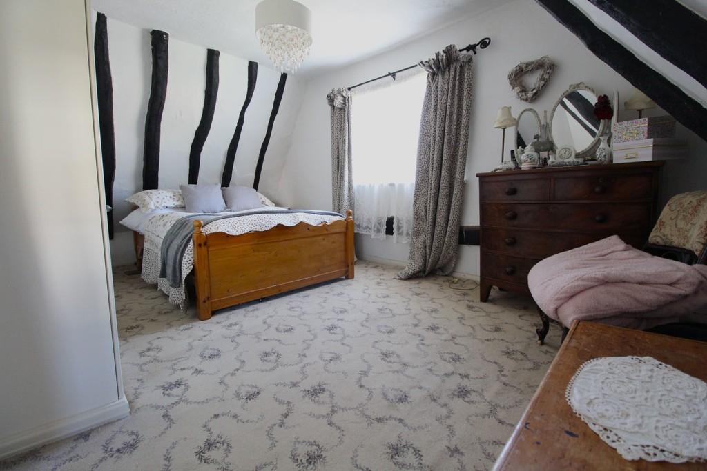 Bed 1