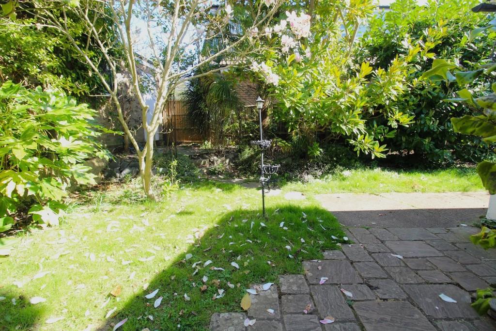 Garden 3