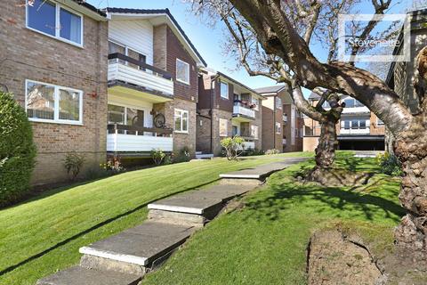 1 bedroom flat for sale, Cedar Court, Station Road, Epping