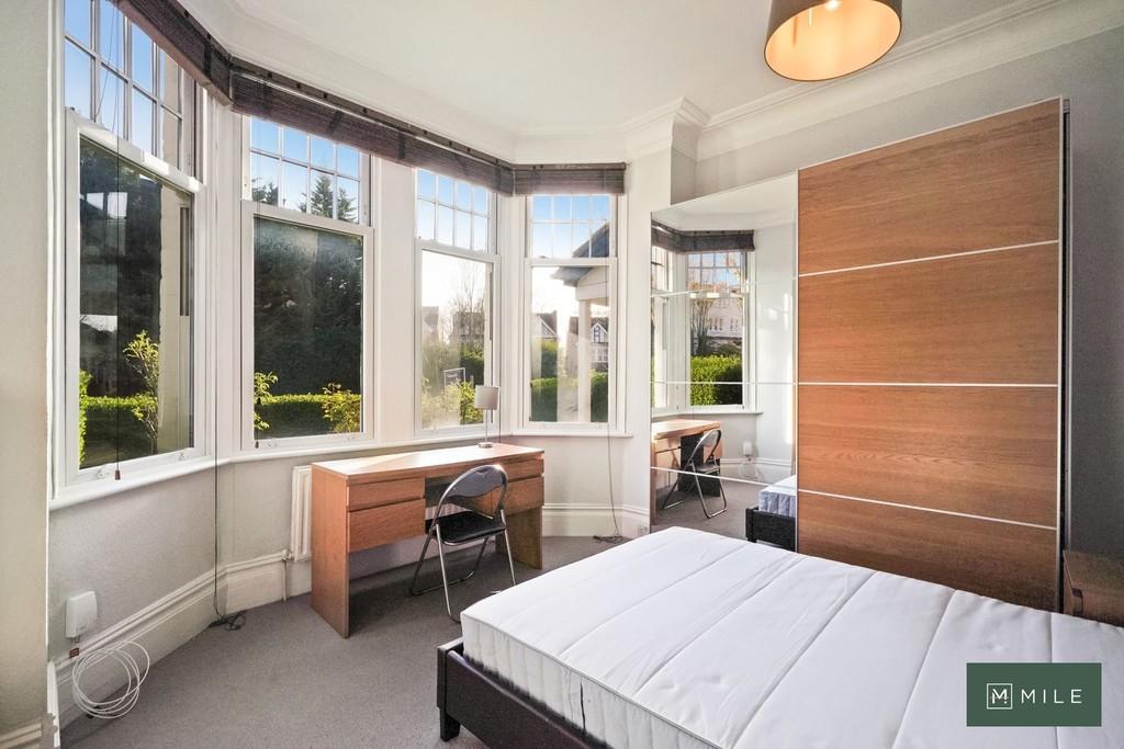 Flat 1, 165 Brondesbury Park - 8 EUWY4 E1 KIlg S4 Nxu Yw