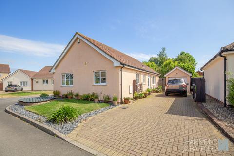 The Brecks, Attleborough