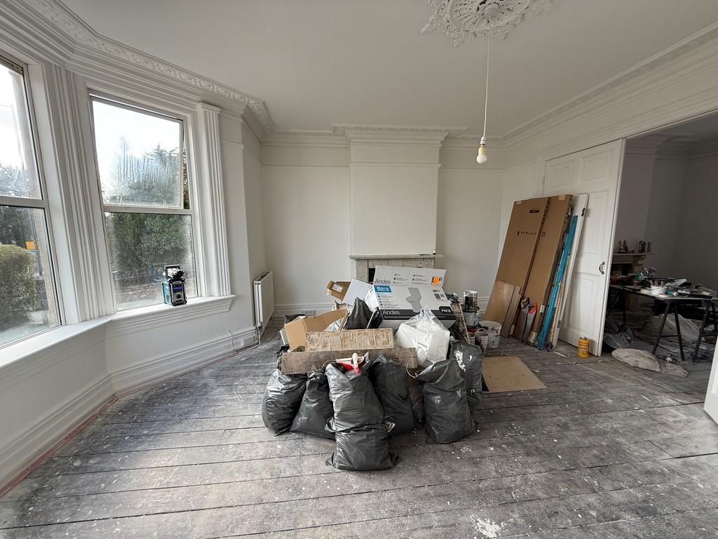 131 Bradford Road Middle flat lounge