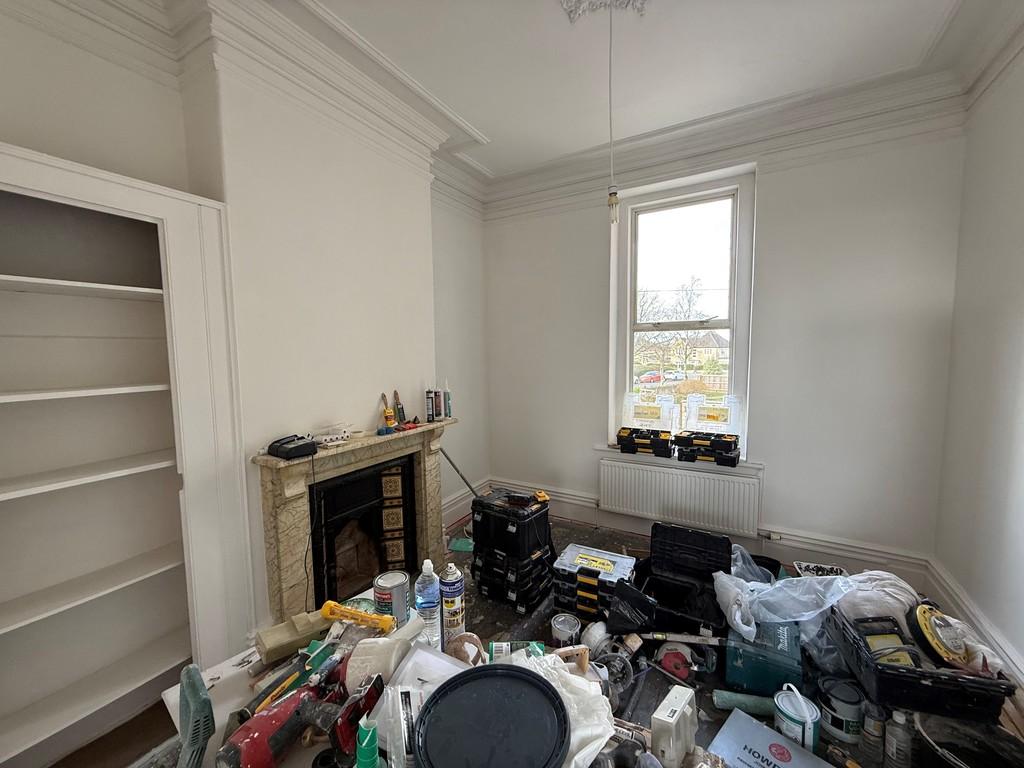 131 Bradford Road Middle flat bedroom