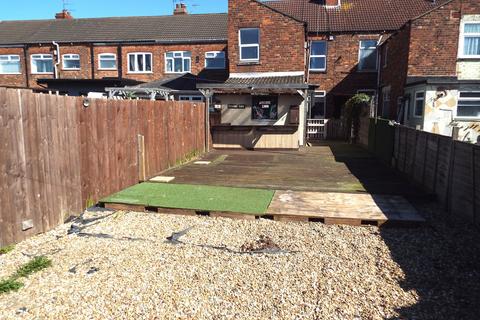 3 bedroom end of terrace house for sale, 97 Alliance Avenue