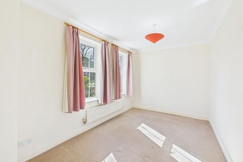 2 Campbell Close, Towcester, NN12 7AW