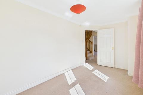 2 Campbell Close, Towcester, NN12 7AW