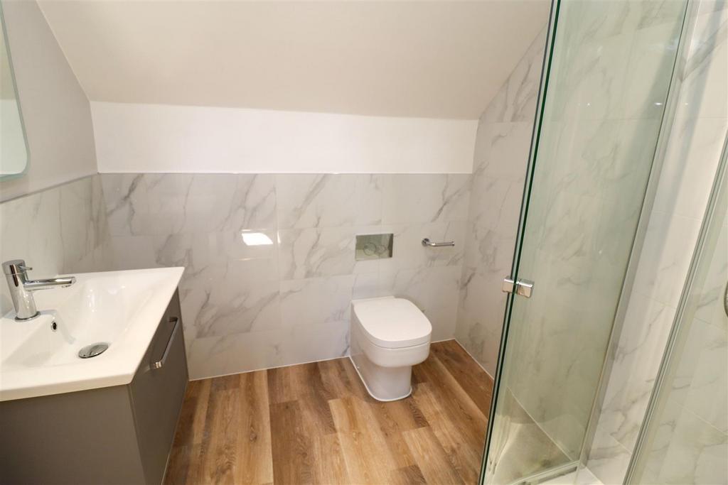 Shower Room (Second Floor)