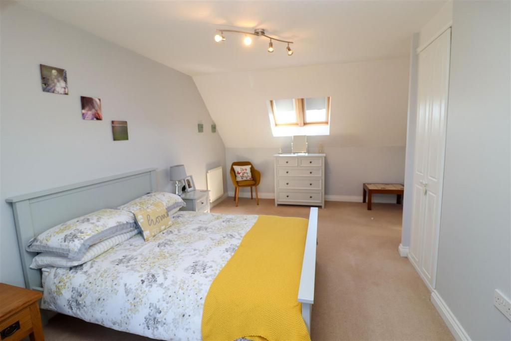 Bedroom 4 (Second Floor)