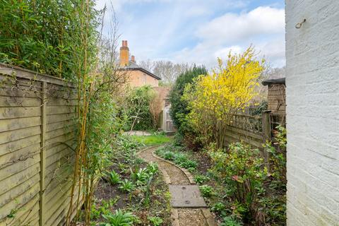 2 bedroom cottage for sale, Brockham Green, Brockham