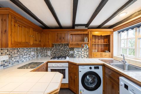 2 bedroom cottage for sale, Brockham Green, Brockham
