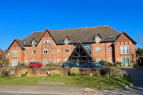 1 bedroom flat for sale, The Street, East Preston