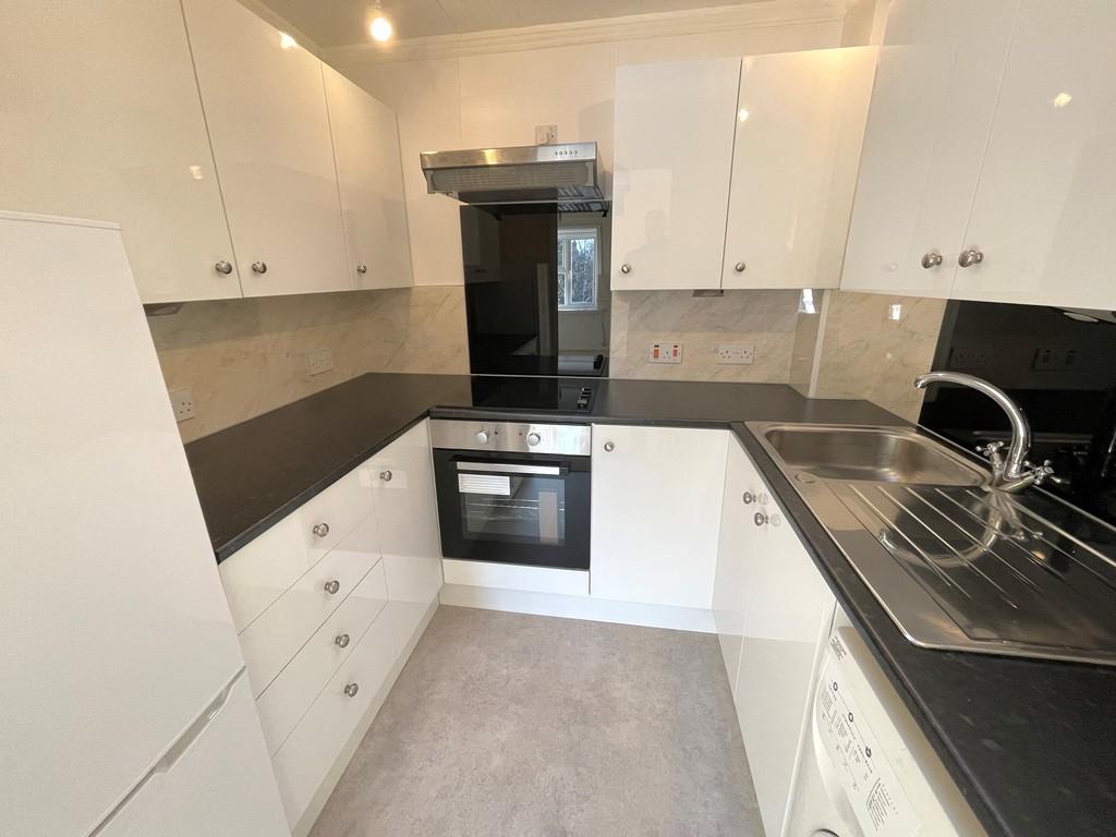 20 Chermont Court Kitchen