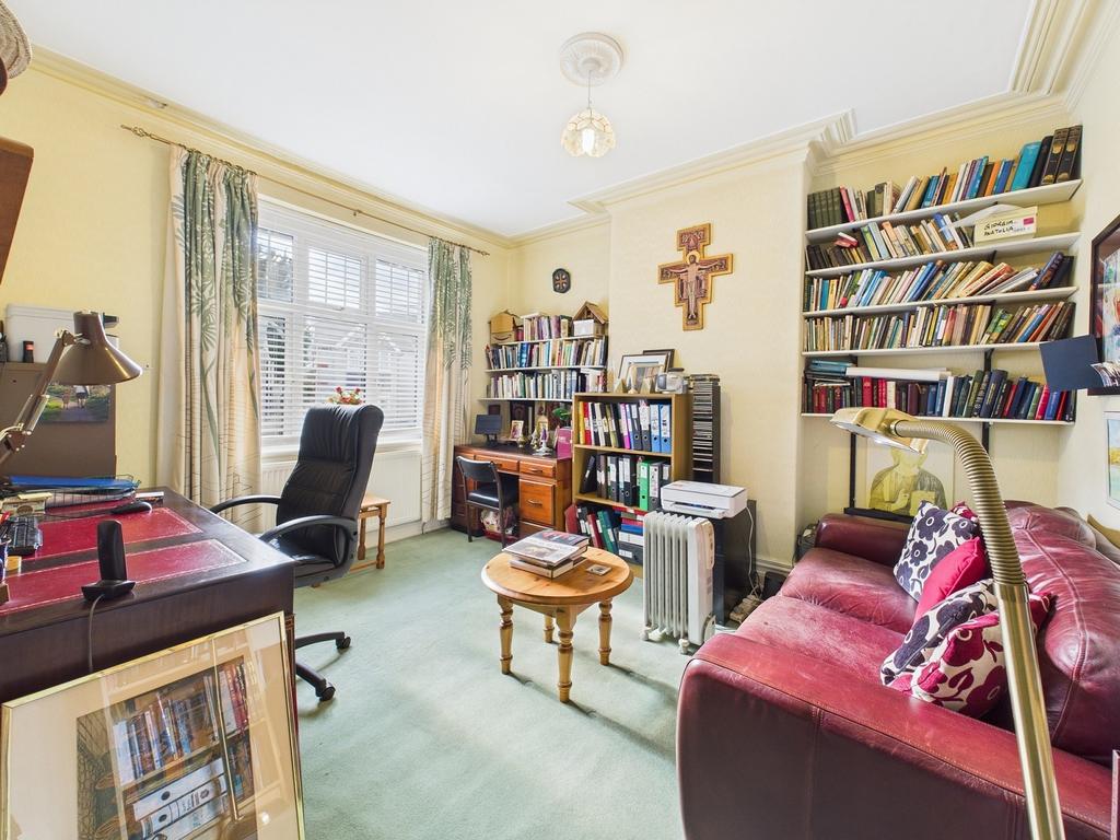 Bedroom 4/Home Office