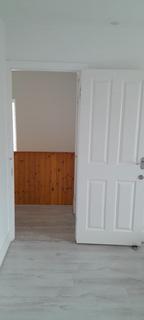 1 bedroom in a house share to rent, Ovesdon Avenue, Harrow HA2