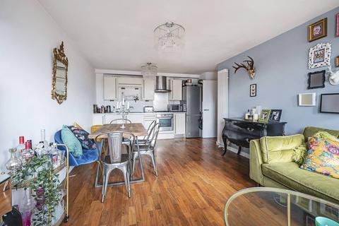 1 bedroom flat to rent, 251 Old Ford Road, London E3