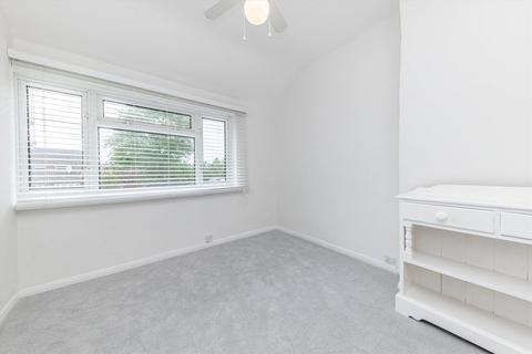 undefined, Bloxham Crescent, Hampton TW12