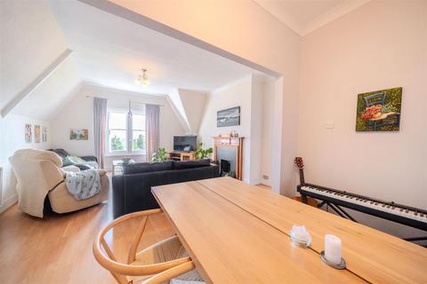 Flat 6, Oakleigh Bridge Road, Leigh Woods, Bristol, BS8 3PB