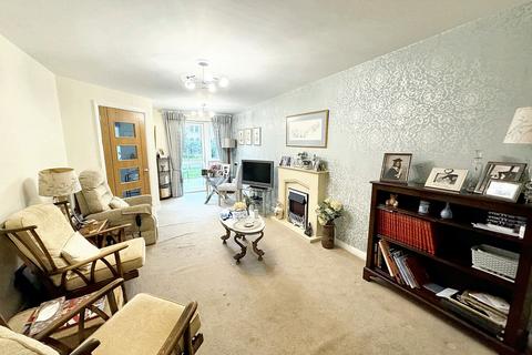 1 bedroom flat for sale, Broadfield Court, Park View Road, Prestwich
